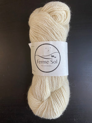 "The Three Mice" Quebec Ecological Wool Yarn
